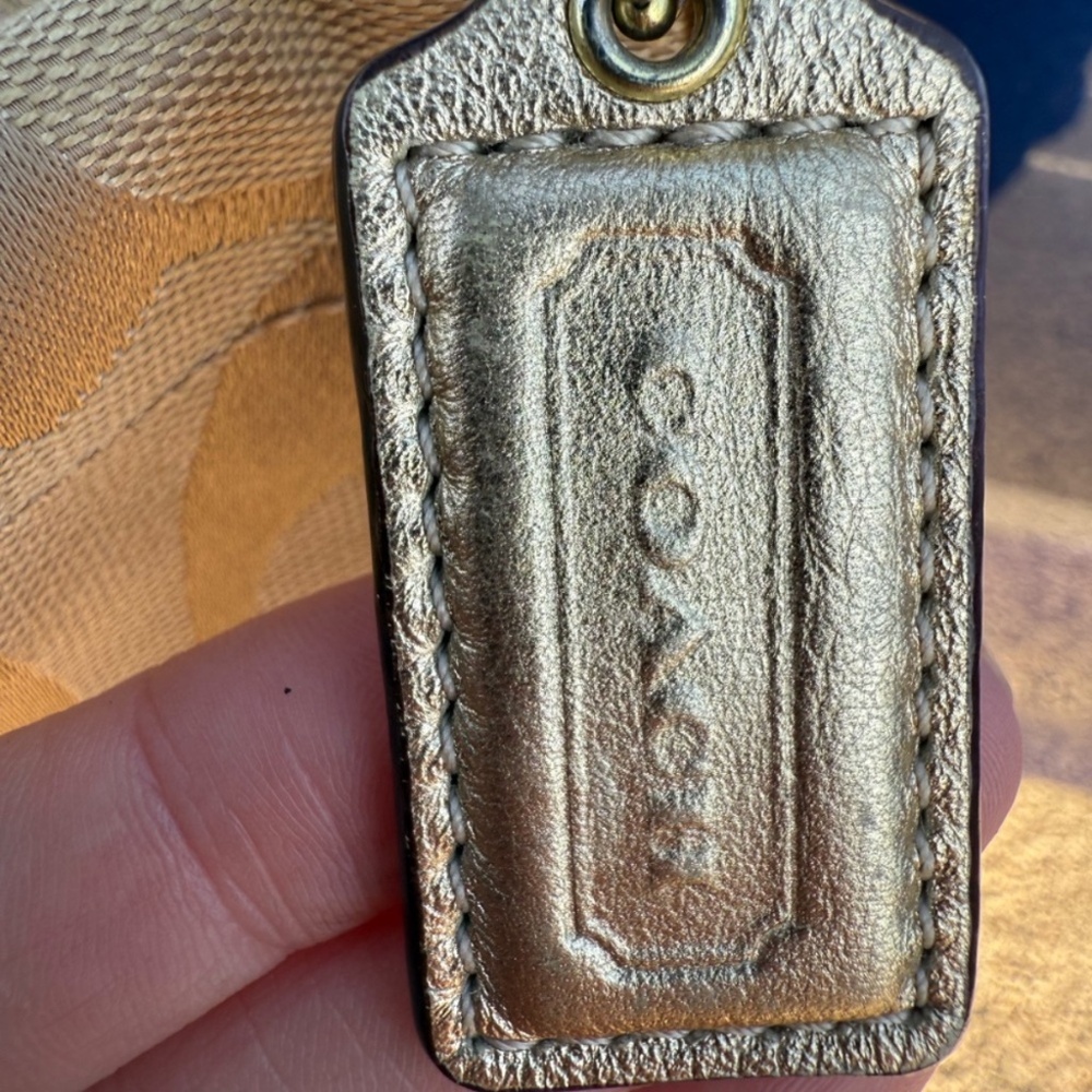 Coach y2k Carly Handbag - Picture 10 of 10